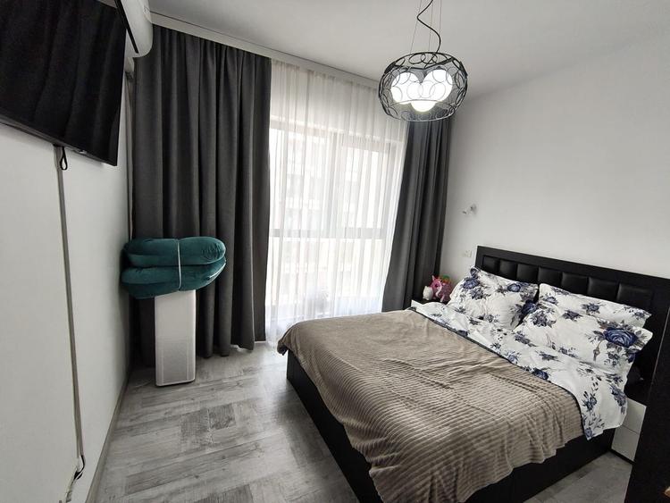 Apartament cu 3 camere decomandat, mobilat în Politehnica
