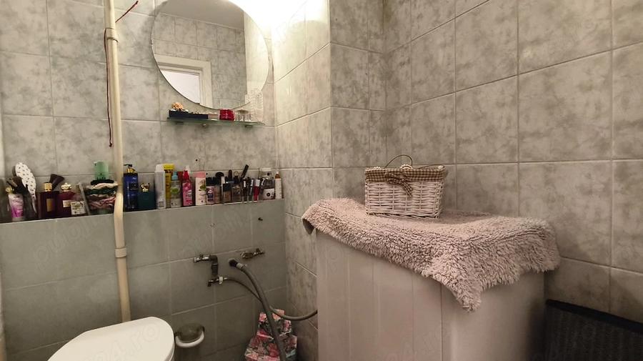 Apartament cu 2 camere decomandat în Piața Centrală