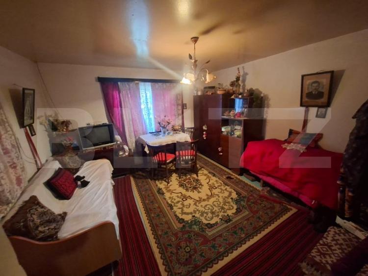 Casă individuală cu 2 camere cu Teren 1099 Mp în Vălenii