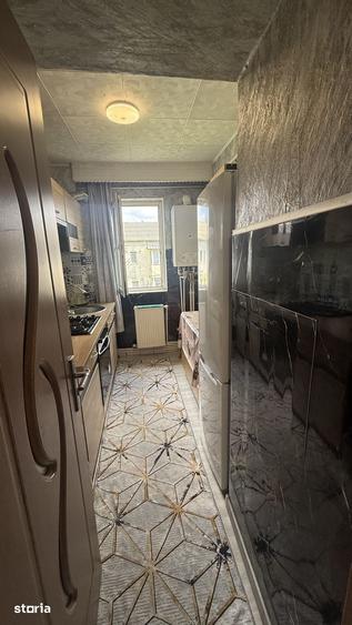Apartament cu 2 camere semidecomandat în Cornișa
