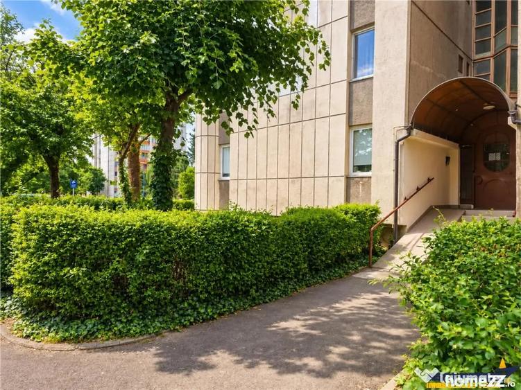Apartament cu 3 camere decomandat în Centrul Civic