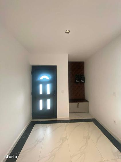 Casă cu 4 camere decomandat cu Teren 550 Mp în Lucian Blaga