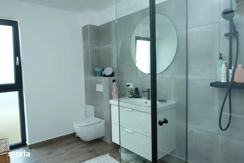 Duplex cu 4 camere cu Canalizare în Apahida