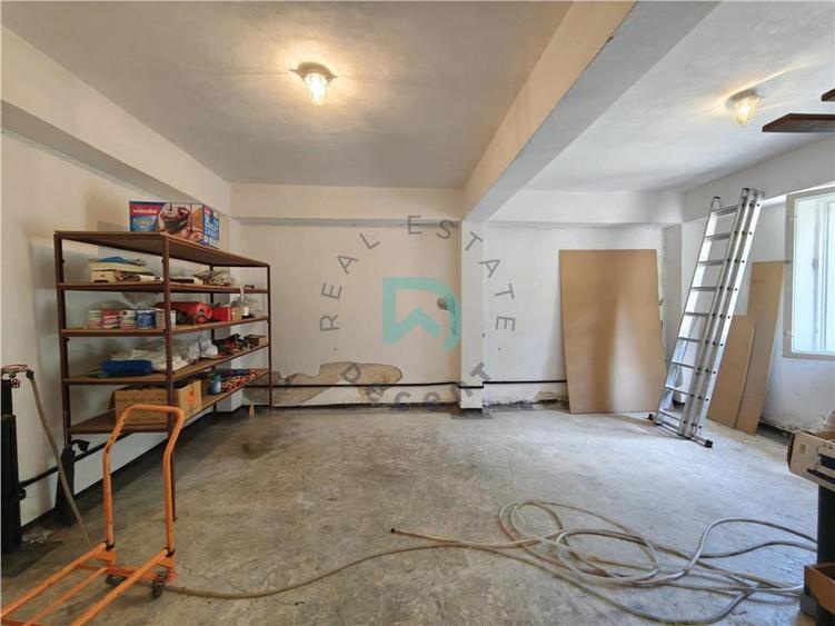 Casă individuală cu 4 camere cu Teren 1250 Mp în Vulcan