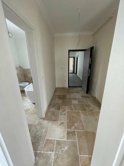 Apartament 2 camere in bloc nou 48 mp+curte proprie Giroc-hotel IQ, pret 120 000 - 4