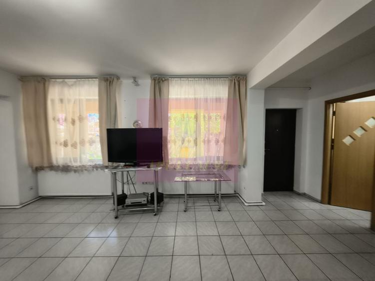 Casă individuală cu 4 camere cu Canalizare în Antiaeriană