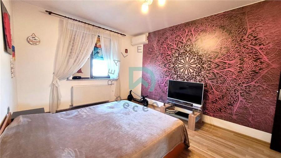 Apartament cu 2 camere decomandat în Tractorul