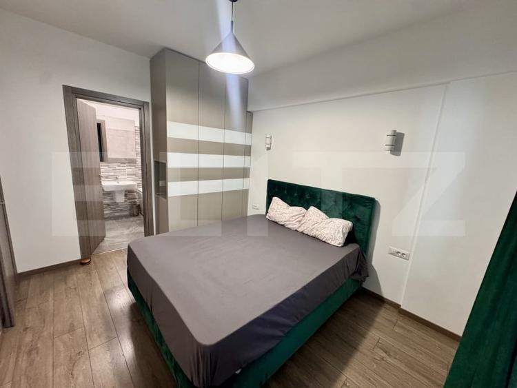 Apartament cu 3 camere decomandat, mobilat în Central