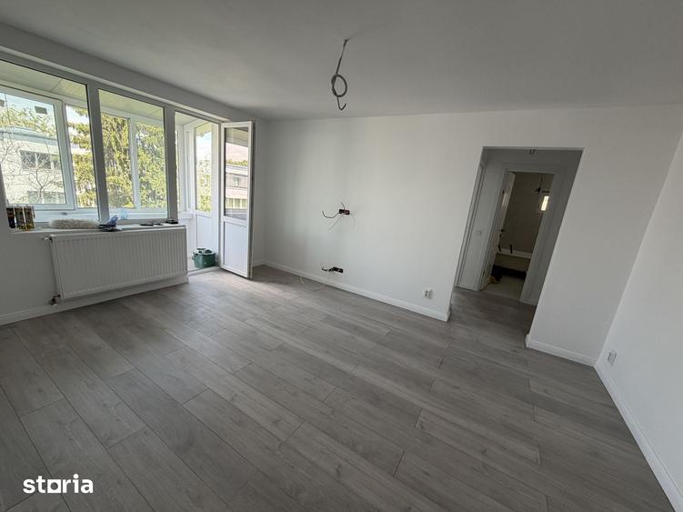 Apartament cu 3 camere în Andrei Mureșanu