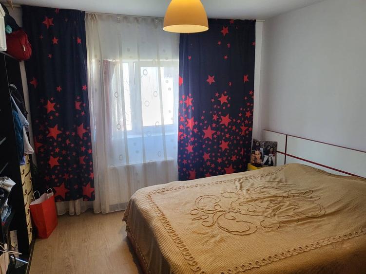Casă cu 3 camere cu Teren 570 Mp în Central