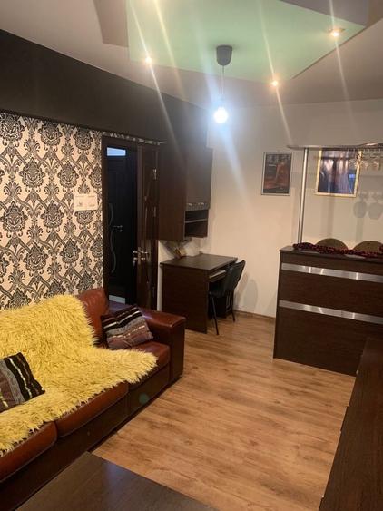 Apartament cu 3 camere decomandat în Popoveni