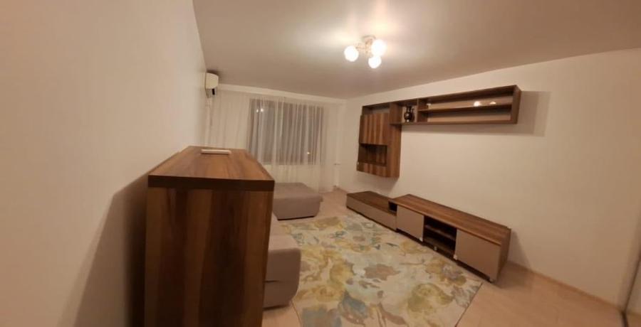 Apartament cu 2 camere decomandat în Dristor