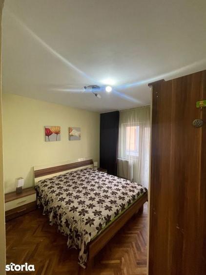 Apartament cu 3 camere, mobilat în Gării