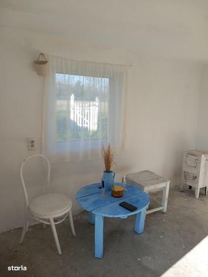 Casă cu 2 camere în Căteasca