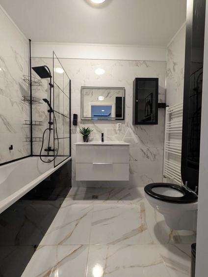 Apartament cu 2 camere semidecomandat, mobilat în Florești