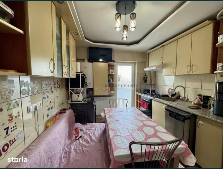 Apartament cu 2 camere decomandat în Calea Dumbrăvii