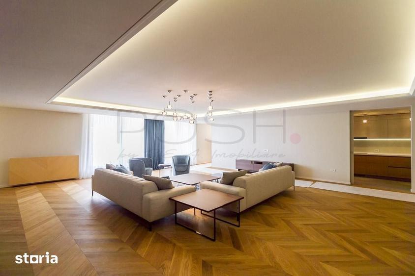 Apartament cu 4 camere decomandat în Primăverii