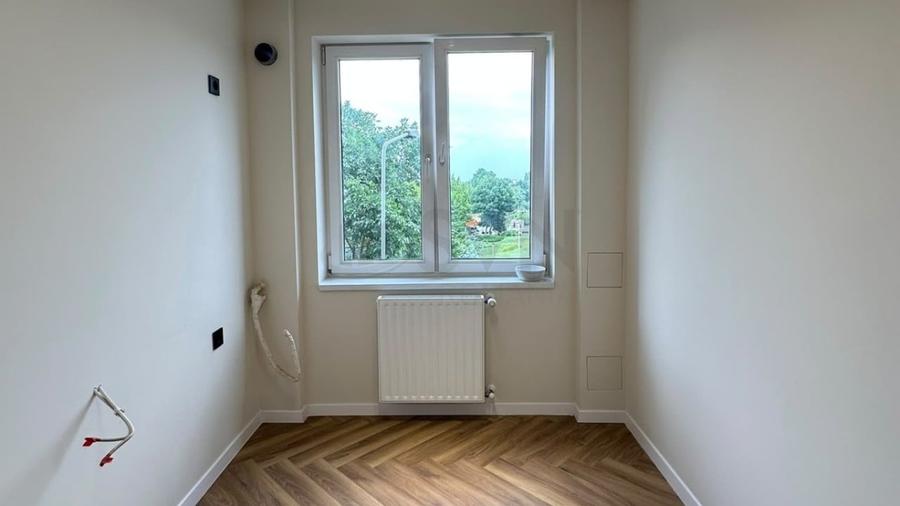Apartament cu 2 camere semidecomandat în Colentina