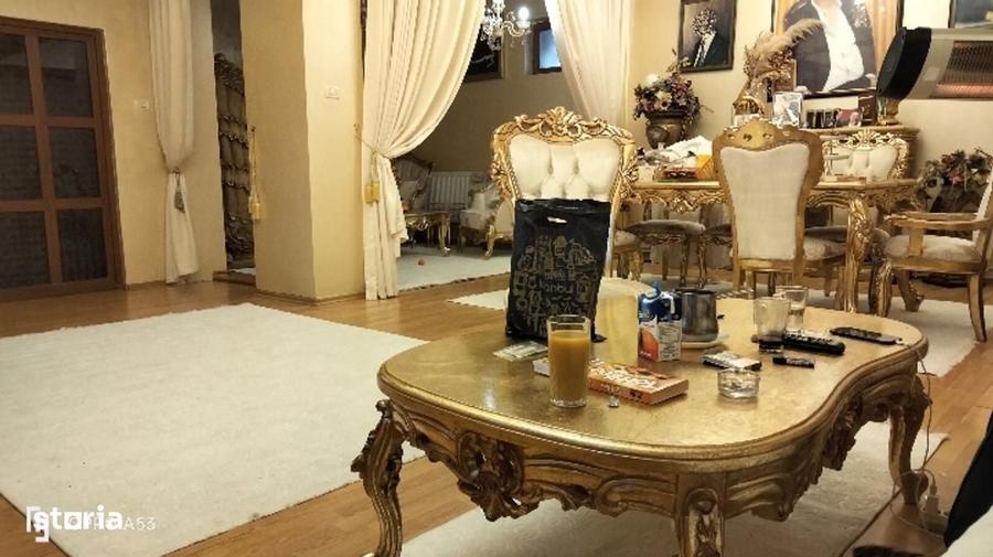 Casă cu 4 camere în Tomis II