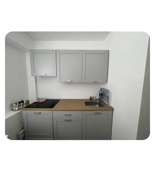 Casă cu Teren 750 Mp în Central
