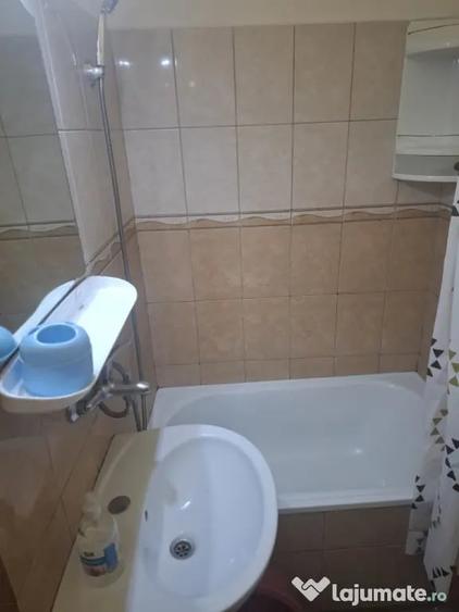 Apartament cu 2 camere semidecomandat în Valea Rosie