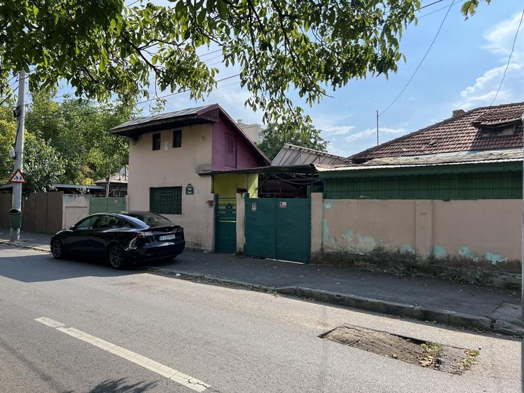 Teren Construcții intravilan de 573 mp, în P-ta Presei Libere