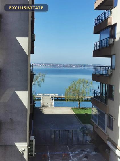 Apartament cu 3 camere, mobilat în Mamaia