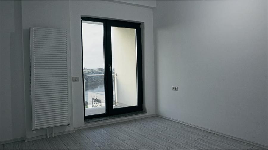 Penthouse cu 4 camere decomandat în Mamaia-Sat