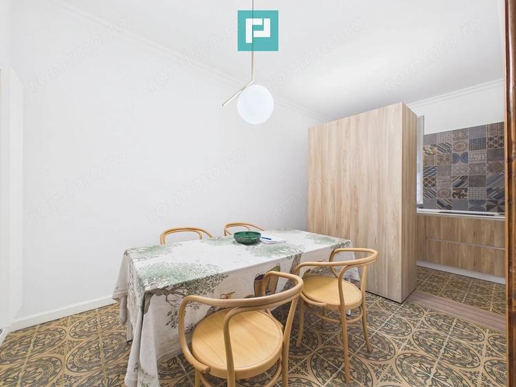 Apartament cu 3 camere semidecomandat în Ultracentral