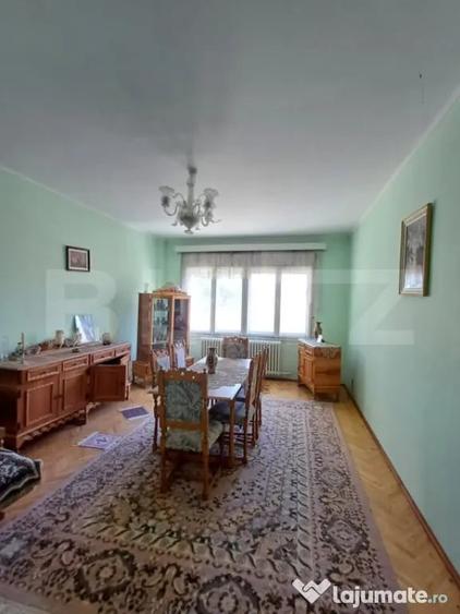 Casă cu 3 camere cu Teren 1682 Mp în Turda