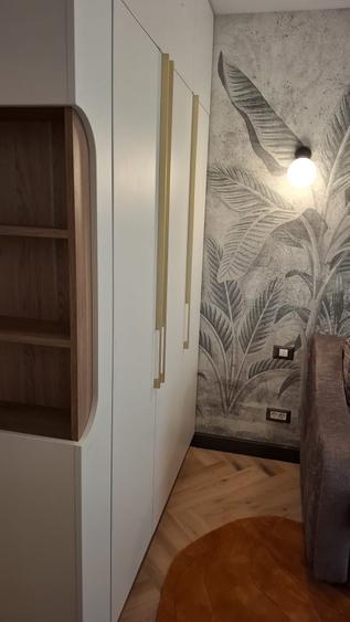 Apartament cu 3 camere decomandat în Pipera