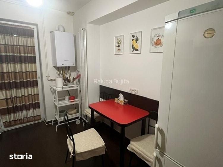 Apartament cu 2 camere semidecomandat în Tineretului