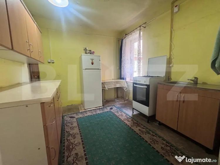 Garsonieră decomandată în Central