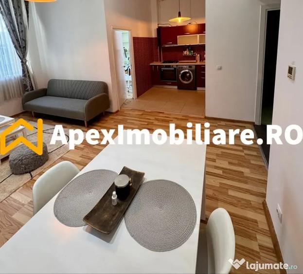 Apartament cu 3 camere semidecomandat în Vitan