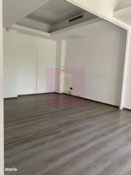 Spațiu comercial, de 30 mp, în Vitan