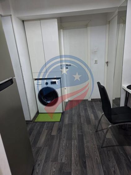 Apartament cu 2 camere decomandat, mobilat în Calea București