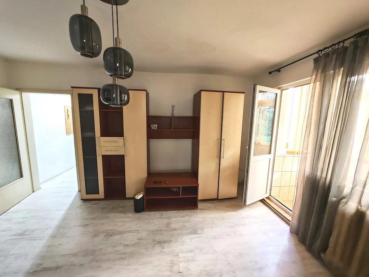 Apartament cu 2 camere nedecomandat în Girocului