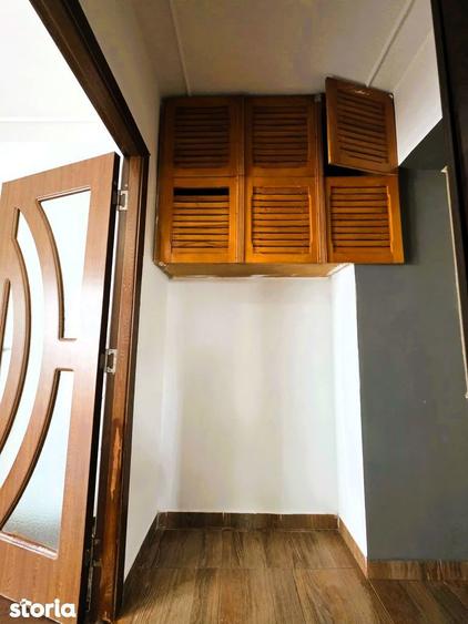 Apartament cu 2 camere decomandat în Podul de Fier
