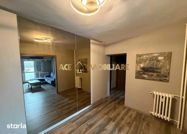 Apartament cu 3 camere în Centrul Istoric