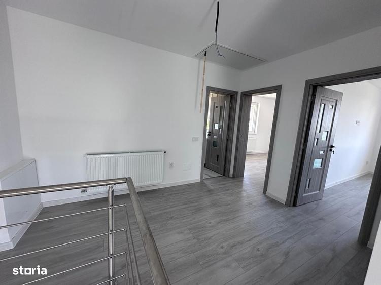 Casă cu 3 camere cu Teren 260 Mp în Clinceni