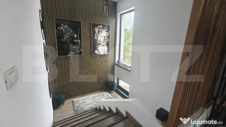 Casă cu 6 camere cu Teren 295 Mp în Central