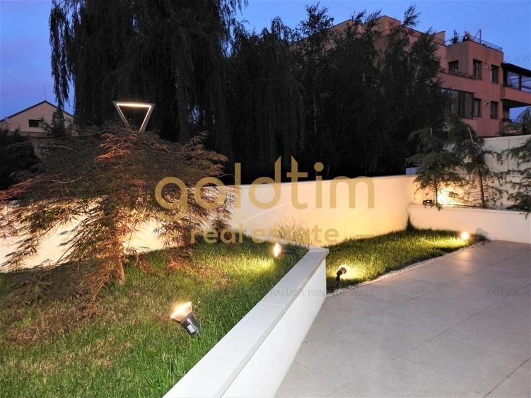 Apartament cu 3 camere semidecomandat, mobilat în Pipera