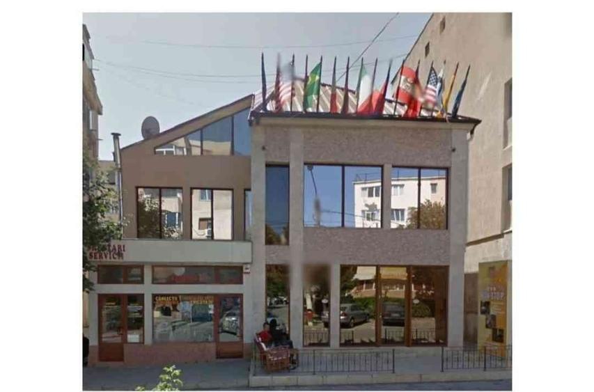 Casă cu 4 camere în Boldești