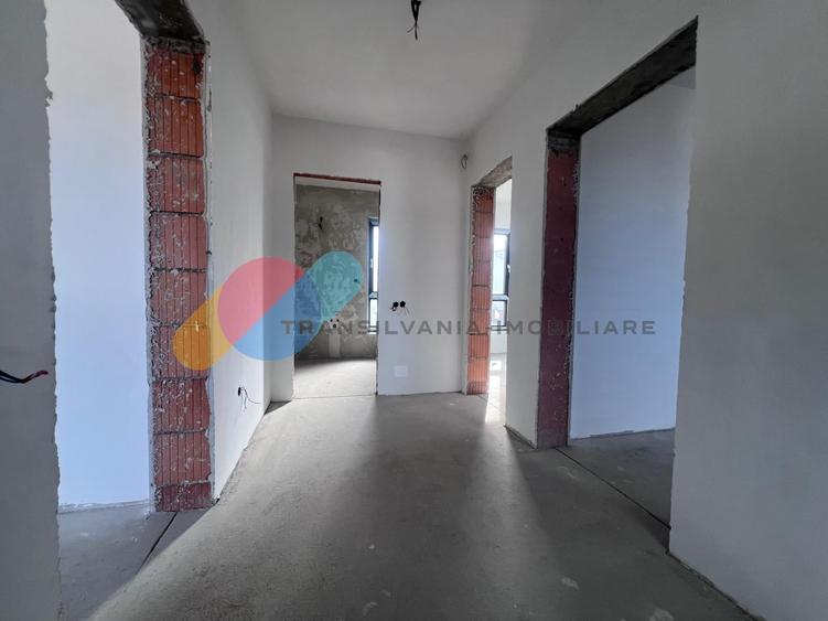 Duplex cu 4 camere cu Canalizare în Dezmir