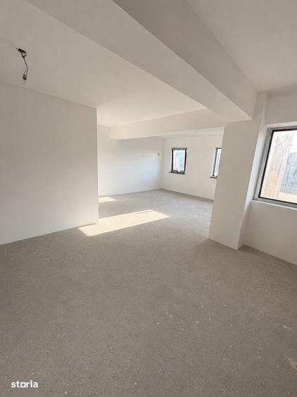 Apartament cu 3 camere decomandat în Aviației