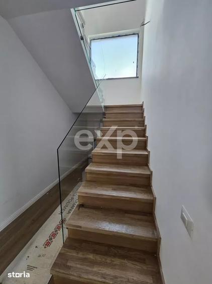Casă individuală cu 4 camere cu Teren 330 Mp în Trivale
