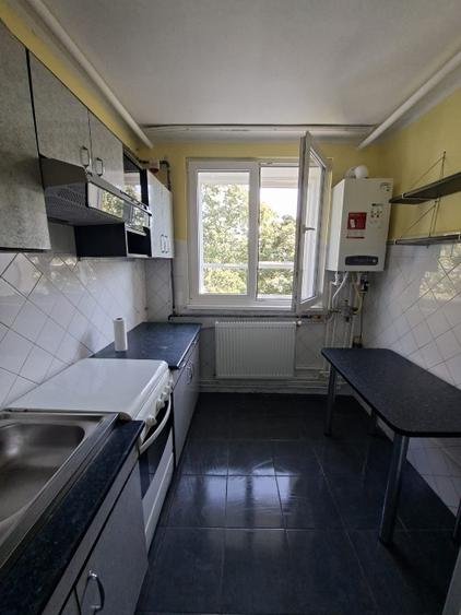 Apartament cu 2 camere semidecomandat, mobilat în Țiglina 1