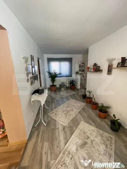 Casă cu 3 camere cu Teren 3000 Mp în Central