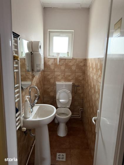 Casă cu 4 camere cu Teren 100 Mp în Exterior Vest