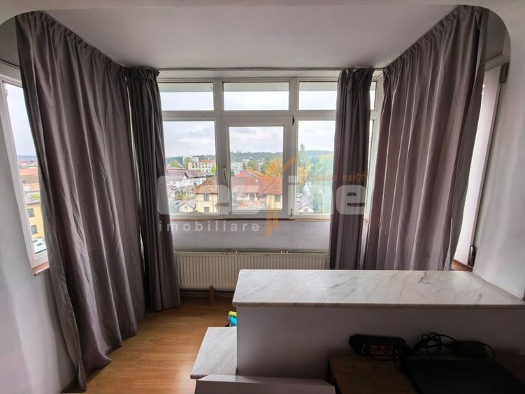 Apartament cu 2 camere decomandat, mobilat în Podul de Piatră